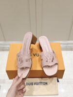 LV Flat Mule ( حذاء الوي فلات ميول ) - Image 4