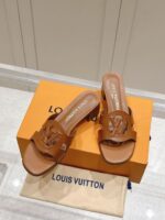 LV Flat Mule ( حذاء الوي فلات ميول ) - Image 4