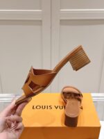 LV Flat Mule ( حذاء الوي فلات ميول ) - Image 6