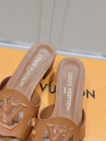LV Flat Mule ( حذاء الوي فلات ميول ) - Image 9
