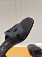LV Flat Mule ( حذاء الوي فلات ميول ) - Image 6
