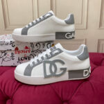 Luxury Sneakers  رفاهية  سنيكرز