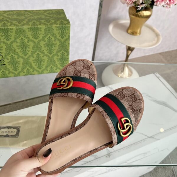 G Slide Sandal (صندل سلايد G)