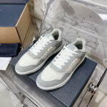 D Casual Sneakers ( دي حذاء كاجوال سنيكرز)