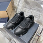 D Casual Sneakers ( دي حذاء كاجوال سنيكرز)