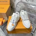 LV Trainer Sneaker (حذاء “لوي ترينر سنيكرز) - Image 8
