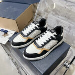D Casual Sneakers ( دي حذاء كاجوال سنيكرز)