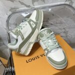 LV Trainer Sneaker (حذاء “لوي ترينر سنيكرز) - Image 5
