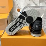 LV Trainer Sneaker (حذاء “لوي ترينر سنيكرز) - Image 8