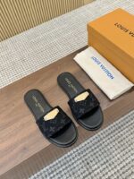 LV Isola Flat Mule  (حذاء لوي آيزولا فلات ميول) - Image 9