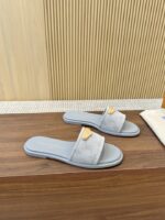 LV Isola Flat Mule  (حذاء لوي آيزولا فلات ميول) - Image 3