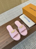 LV Isola Flat Mule  (حذاء لوي آيزولا فلات ميول)