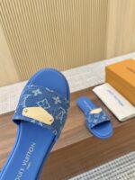LV Isola Flat Mule  (حذاء لوي آيزولا فلات ميول) - Image 9