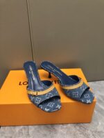 LV Flat Comfort Sandal ( حذاء “لوي مسطح مريح صندل ) - Image 3