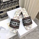 D Dway Heeled Slide (دي دواي بكعب صندل) - Image 5