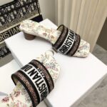 D Dway Heeled Slide (دي دواي بكعب صندل) - Image 8