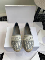 D Mule Shoes (  دي حذاء ميول أحذية)