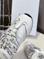 D Graffiti Sketch Shoes (أحذية دي غرافيتي سكتش) - Image 9