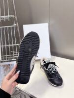 D Graffiti Sketch Shoes (أحذية دي غرافيتي سكتش) - Image 4