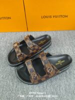 LV Flat Comfort Mule (حذاء "لوي مسطح مريح ميوول) - Image 2