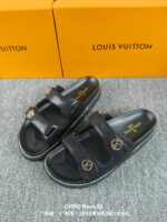 LV Flat Comfort Mule (حذاء "لوي مسطح مريح ميوول) - Image 4