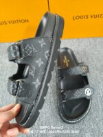 LV Flat Comfort Mule (حذاء "لوي مسطح مريح ميوول) - Image 4