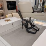 Peep-Toe Heel Sandals ( مقدمة مفتوحة كعب ويدج صندل)