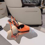 Peep-Toe Heel Sandals ( مقدمة مفتوحة كعب ويدج صندل) - Image 2