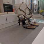 Strappy High Heel Sandals  ( بكعب عالٍ بأحزمة صندل)