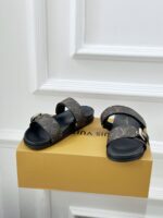 LV Comfort Flat Mule ( حذاء “لوي مسطح مريح ميوول) - Image 8