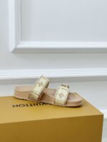 LV Comfort Flat Mule ( حذاء “لوي مسطح مريح ميوول) - Image 6
