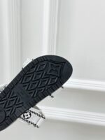 LV Comfort Flat Mule ( حذاء “لوي مسطح مريح ميوول) - Image 2