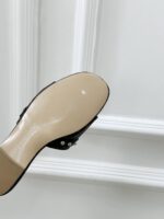 LV Flat Mule ( حذاء “لوي ميوول) - Image 4