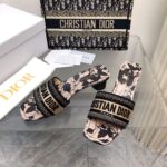 D Dway Heeled Slide (دي دواي بكعب صندل) - Image 8