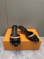 LV Flat Comfort Sandal ( حذاء “لوي مسطح مريح صندل ) - Image 6