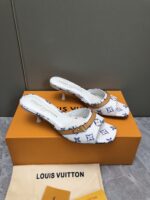 LV Flat Comfort Sandal ( حذاء “لوي مسطح مريح صندل )