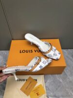 LV Flat Comfort Sandal ( حذاء “لوي مسطح مريح صندل ) - Image 9
