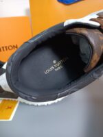 LV Sneakers Shoes ( حذاء “لوي سنيكرز) - Image 8