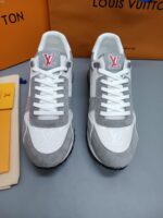 LV Sneakers Shoes ( حذاء “لوي سنيكرز) - Image 4