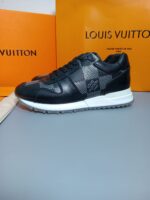 LV Sneakers Shoes ( حذاء “لوي سنيكرز) - Image 3