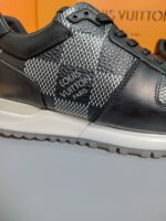 LV Sneakers Shoes ( حذاء “لوي سنيكرز) - Image 5