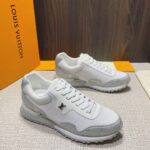 LV Sneakers Shoes ( حذاء “لوي سنيكرز)