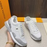 LV Sneakers Shoes ( حذاء “لوي سنيكرز) - Image 3