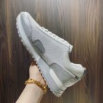 LV Sneakers Shoes ( حذاء “لوي سنيكرز) - Image 6