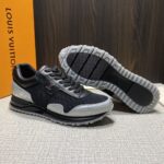 LV Sneakers Shoes ( حذاء “لوي سنيكرز) - Image 3