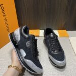 LV Sneakers Shoes ( حذاء “لوي سنيكرز) - Image 5