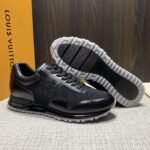 LV Sneakers Shoes ( حذاء “لوي سنيكرز) - Image 3