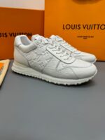 LV Sneakers Shoes ( حذاء “لوي سنيكرز)