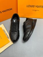 LV Sneakers Shoes ( حذاء “لوي سنيكرز) - Image 8
