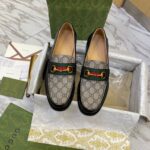 Horsebit Loafer  (حذاء لوفر )